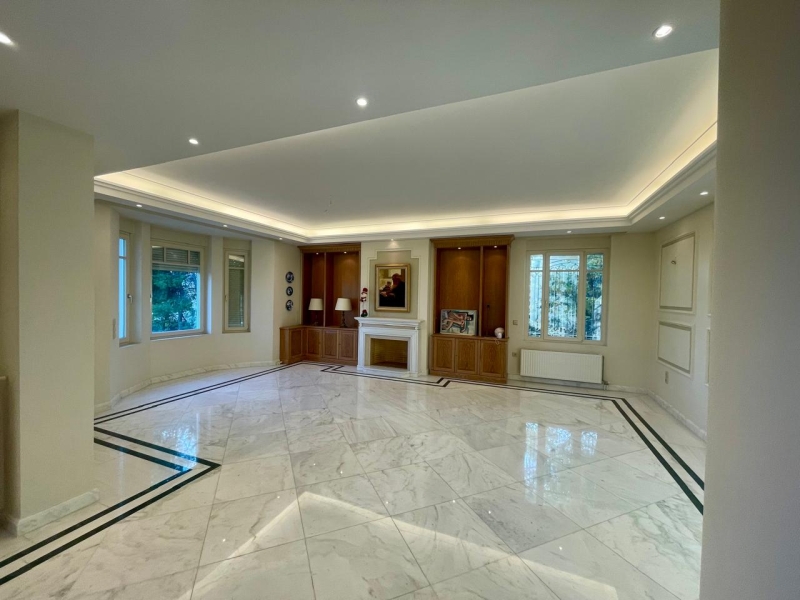 property-img